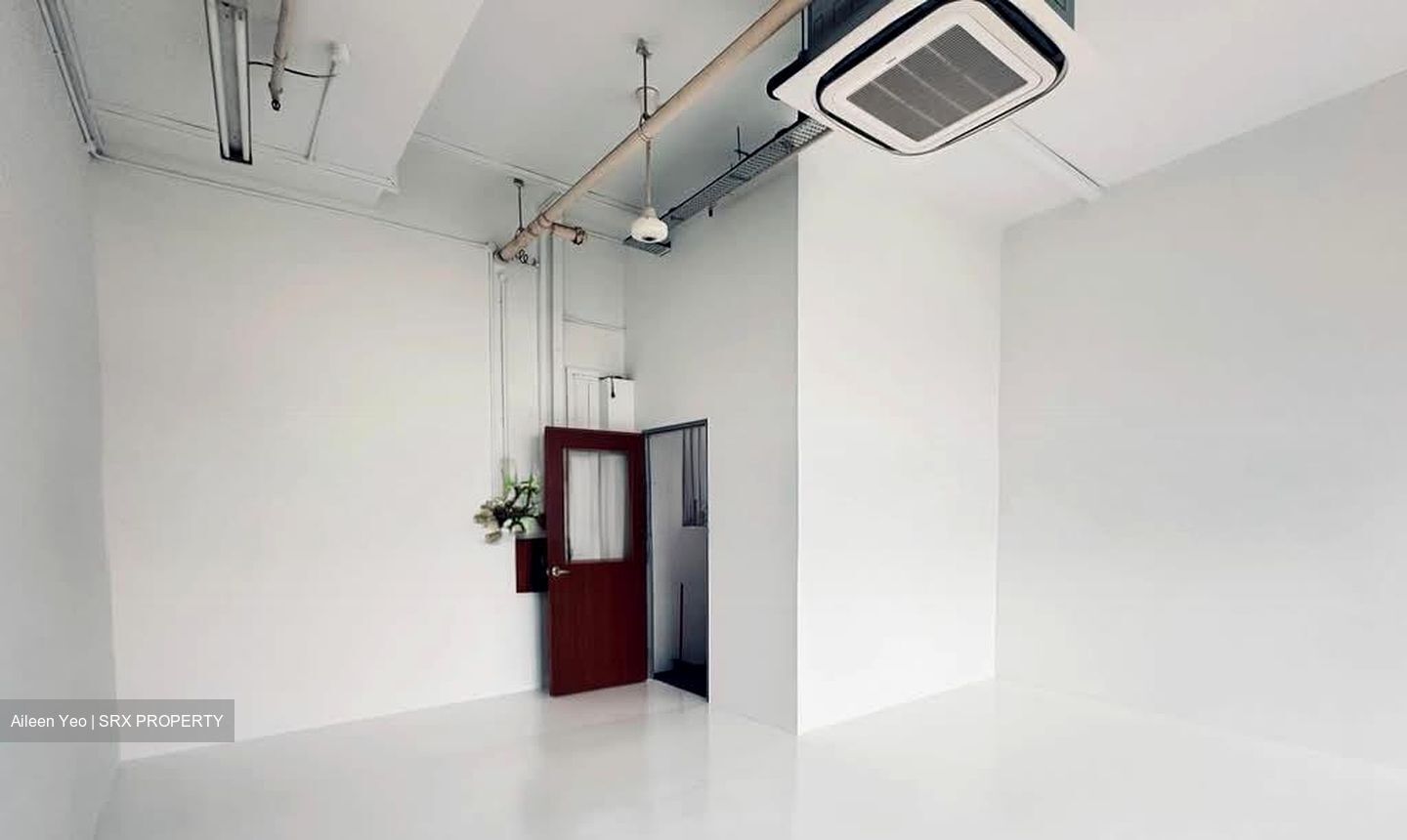 Ubi Techpark (D14), Factory #580581111